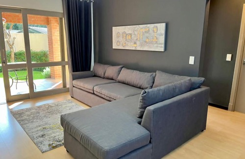 Lone Hill Apartment | Lilly’s loft