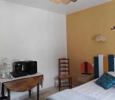 Aubignan Bed & Breakfast | Lilou's Chambre d'hôtes au pied du Ventoux