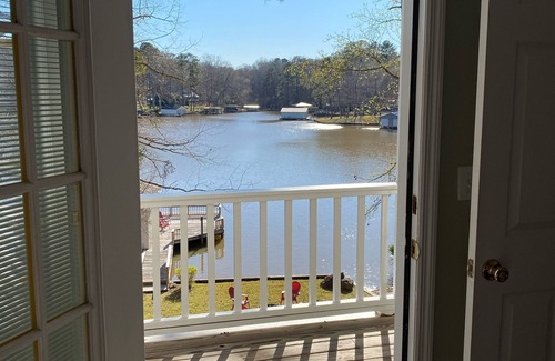 Milledgeville House | Lily & Oak Lakefront Retreat
