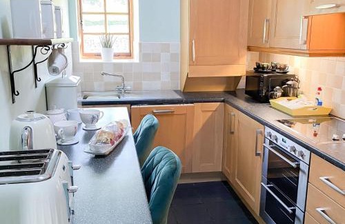 Brampton House | Lily Rose Cottage
