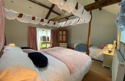 Brampton House | Lily Rose Cottage