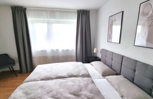 Hildesheim District Apartment | LIME HOMES Balkon, Küche, Messe, Marienburg