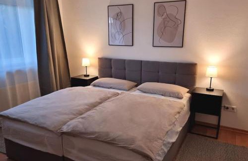 Hildesheim District Apartment | LIME HOMES Balkon, Küche, Messe, Marienburg