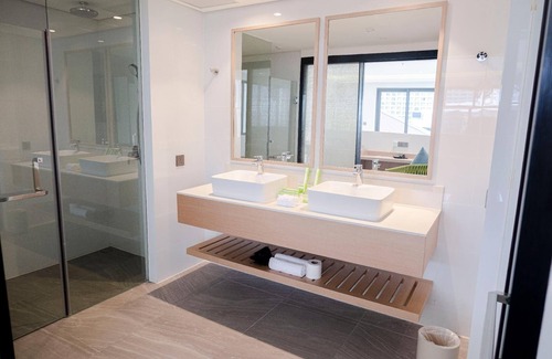 Pasay Hotel | Lime Resort Manila