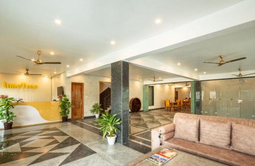 Noida Apartment | Lime Tree Hotel & One Bed Room Serviced Apartment - Noida Next to Sector 50 Metro with Party Venue