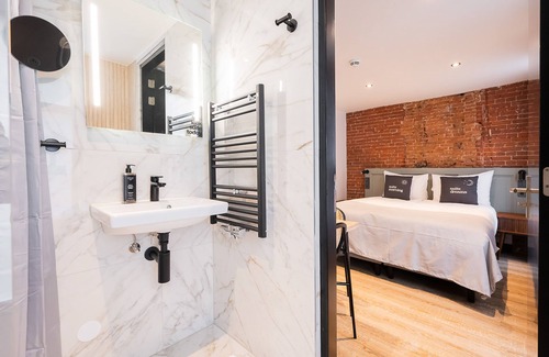 De Weteringschans Hotel | Limehome Amsterdam Leidsekruisstraat