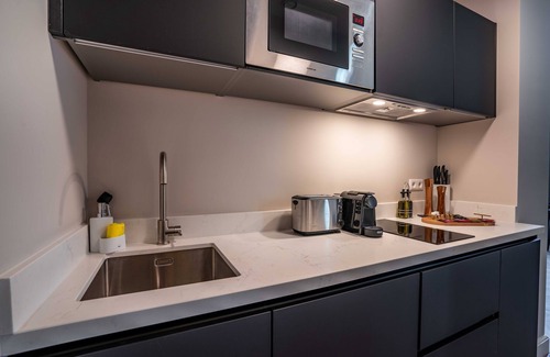 Scheveningen Apartment | Limehome Den Haag Keizerstraat