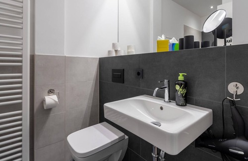 Bornstedt Apartment | limehome Potsdam | Suite L with terrace
