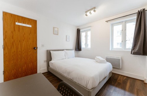 Stepney Green House | LimeHouse Double Rooms - 3