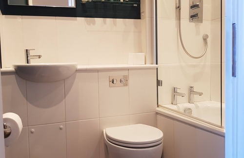 Lindfield Hotel | Limes Apartments