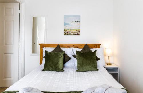 Mumbles House | Limeslade House in Mumbles - Family & Dog Friendly