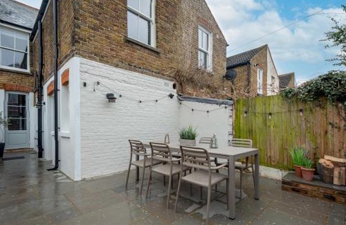 Whitstable House | Limewood Newly Renovated High End Home by the Sea