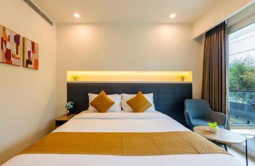 Gurugram Hotel | Limewood Signature - Golf Course Road