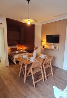 Santa-Maria-Poggio Apartment | Limiria Studio