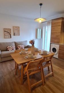 Santa-Maria-Poggio Apartment | Limiria Studio