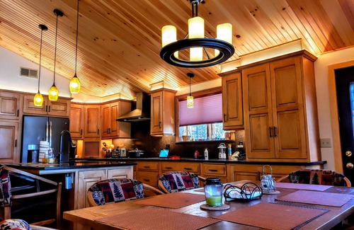 Alton Bay House | Limited time fall specials at Hummingbird on Lake Winnipesaukee