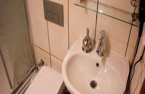 Akyaka City Center Hotel | Limon Otel (Pansiyon 2)