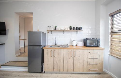 Somerset West Apartment | Lin's Snooze Inn