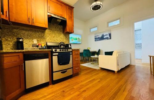 Lincoln Square Apartment | Lincoln Center New York