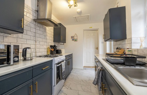 Lincoln House | Lincoln Central - sleeps up to 4