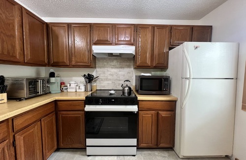 Lincoln Condo | Lincoln Condo: Minutes to Skiing & Hiking with Pool