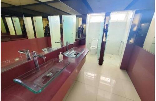Mata Hambre Apartment | Lincoln Suite Pool - Gym - Sauna