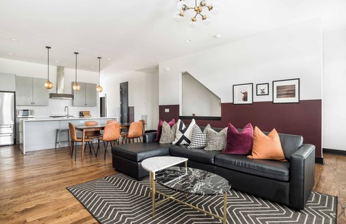 Buena Vista Cottage | Linda by Avantstay Lovely 4BR Condo in Heart of Nashville