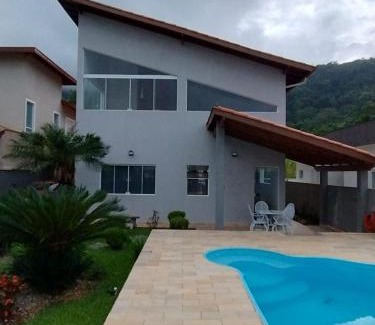 Mococa House | Linda Casa no Litoral Norte