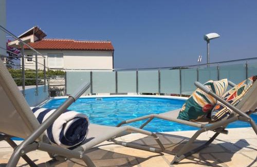 Razanj Apartment | Linda seaview&pool apartment