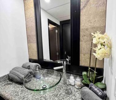 Las Conchas Apartment | Linda Vista Condominio #220