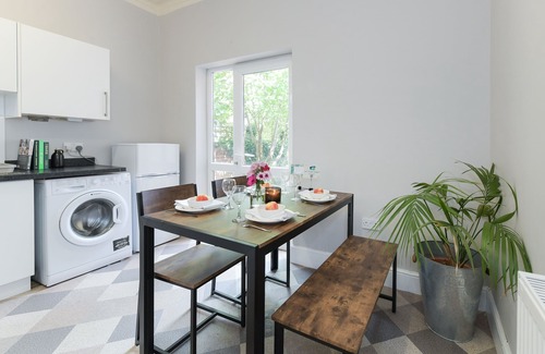Beeston Apartment | Linden Grove Apartments
