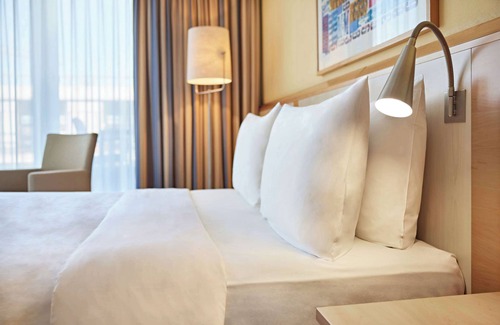 Altstadt-Nord Hotel | Lindner Hotel Cologne Am Dom, part of JdV by Hyatt