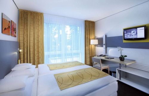 Sachsenhausen-Sud Hotel | Lindner Hotel Frankfurt Sportpark, part of JdV by Hyatt