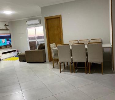 Tupi Apartment | Lindo Apartamento Padrão 140 m2 3 quartos e 2 suítes Vila Tupi Praia Grande