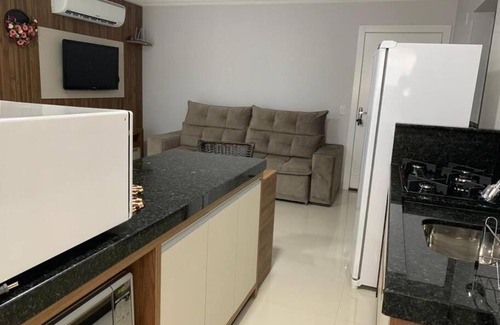 Piratuba Apartment | Lindo Apto NOVO na Avenida, climatizado e aconchegante