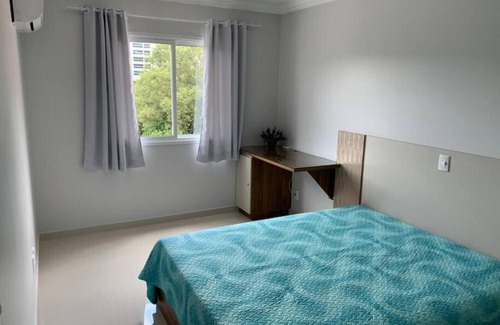Piratuba Apartment | Lindo Apto NOVO na Avenida, climatizado e aconchegante