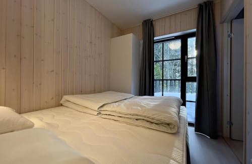 Salen Apartment | Lindvallen Ski Resort Pool and Padel - Sauna - 5 Guests