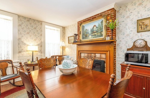 Galena Hotel | Linen&Stone Inn, 8 Bed 8 Bath, Charming, Historic, 1.5 Blocks to Main St.