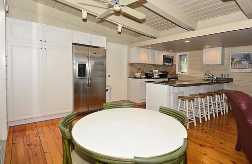 North Shores House | LINENS INCLUDED*! 3 BLOCKS TO BEACH/COMMUNITY POOL/NORTH SHORES/REHOBOTH BEACH