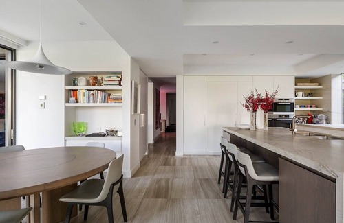 Toorak House | Linlithgow (Heated Pool)