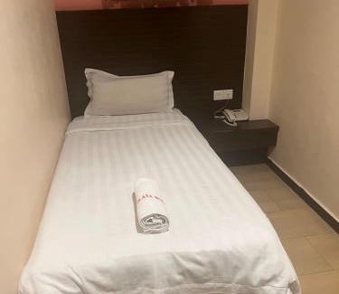 Lintas Plaza Hotel | Lintas Plaza Hotel