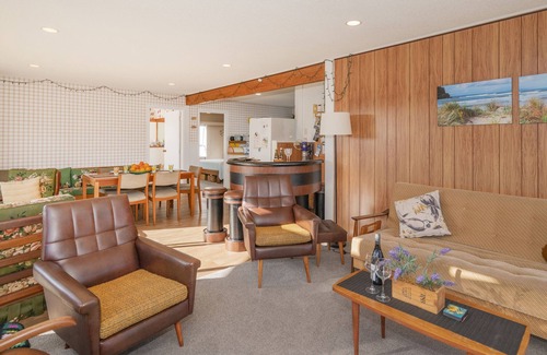 Whangamata Cottage | Linton's Sunshine Retreat - Whangamata Home
