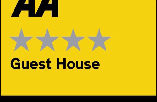 Combe Martin House | Lion House Bed & Breakfast with Restaurant