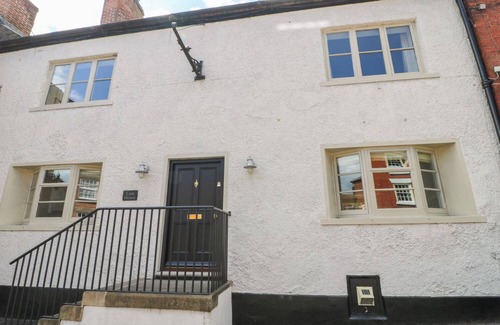 Ashbourne Cottage | Lion House