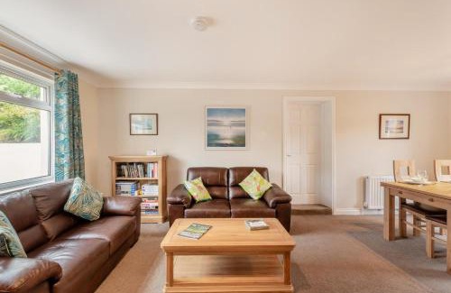 Wooler House | Lionels Den
