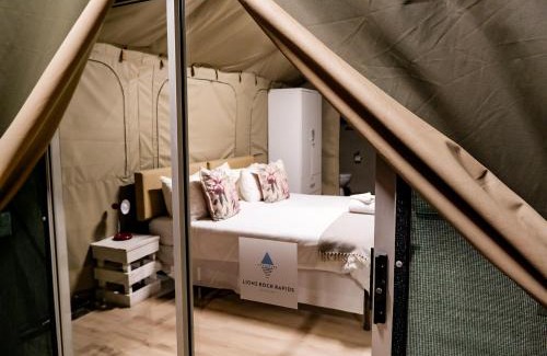 Hazyview Cabin | Lions Rock Rapids - Lodge