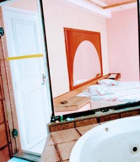 Centro Hotel | Lips Motel (Adult Only)