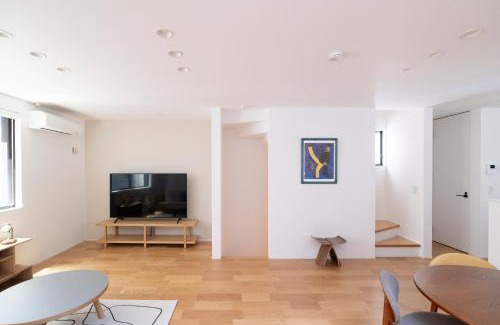 Minato Villa | LIRI 霞 3min to JR弁天町 Direct to USJ & Umeda & EXPO
