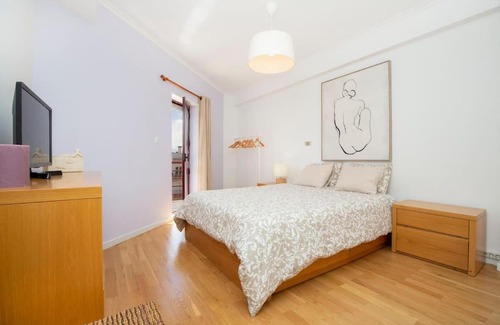 Linda-a-Velha Apartment | Lisboa Tejo Apartment @ Stay like a local at Algés