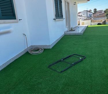 Charneca de Caparica e Sobreda House | Lisbon Coastal Retreat